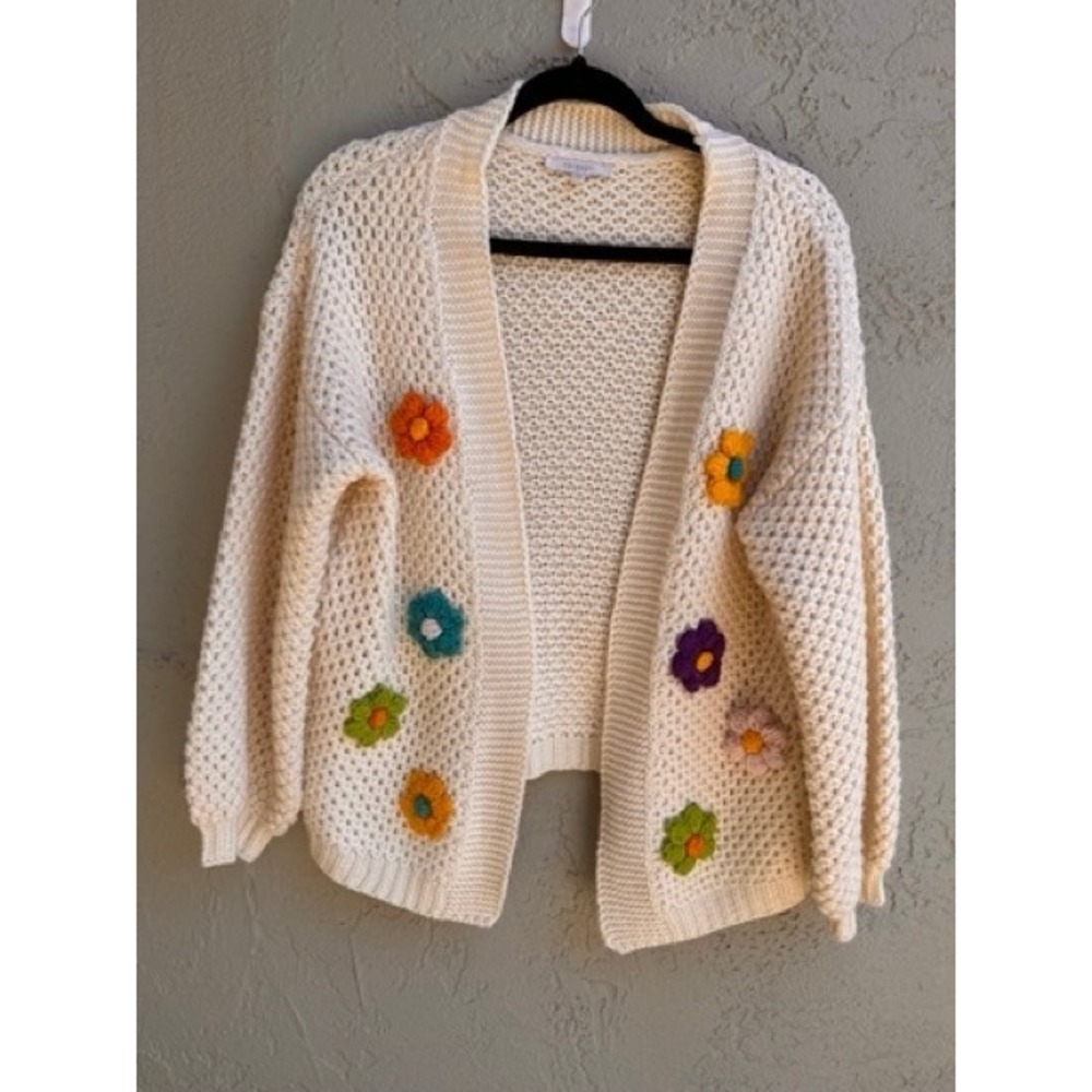 VEVERET Cream Crochet Knit Flowers Cardigan Sweater SMALL Cottage Boho Whimsy